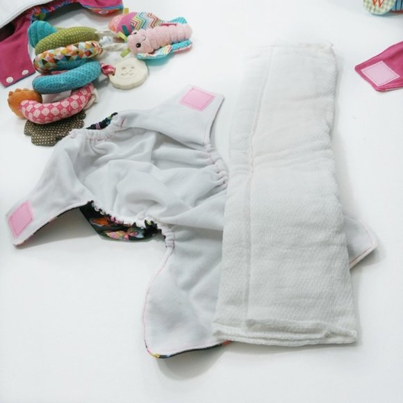 Bundle Of 3 Diaper Covers And 3 Inserts - Picture 11 of 15